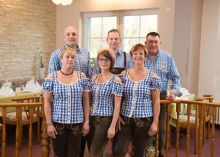 & Restaurant Waldcafe 3*